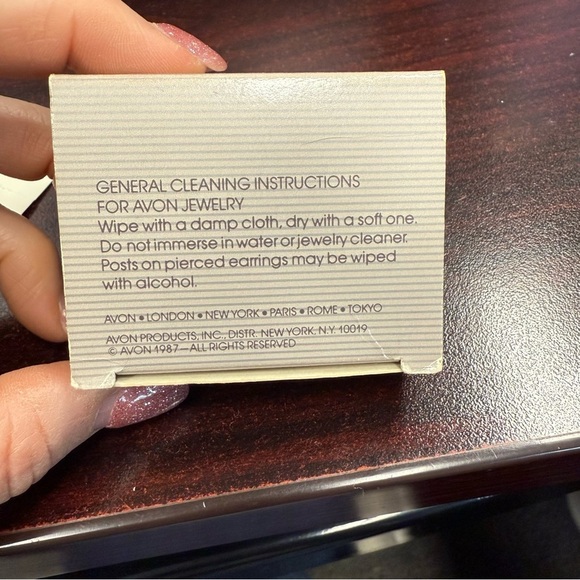 Avon Heart shaped fashion birthstone clip Earrings simulated alexandrite/June - Picture 2 of 6